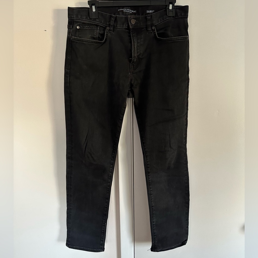 Banana Republic Men's Traveler Jeans Slim Fit